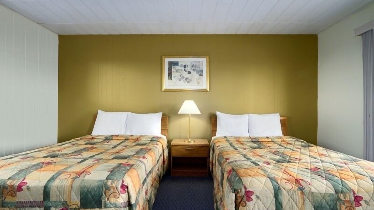 Photo of Bedroom in Kincardine
