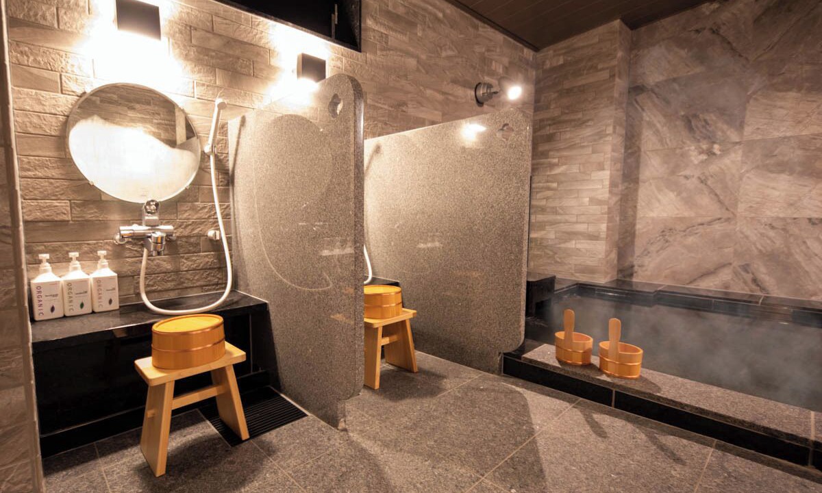 Photo of Others in Akabane