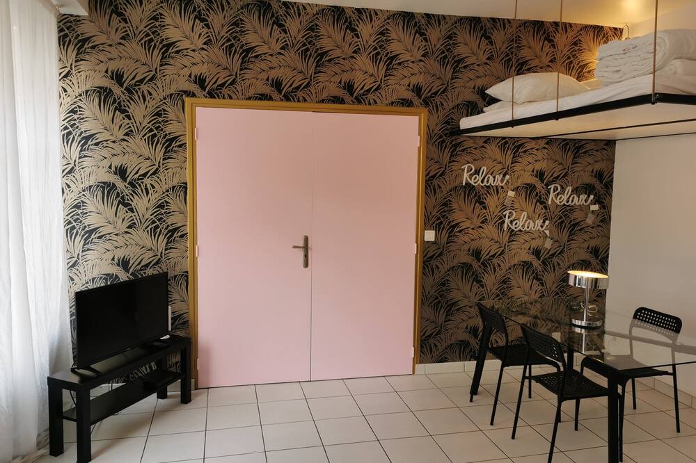 Photo of Others in Montreuil