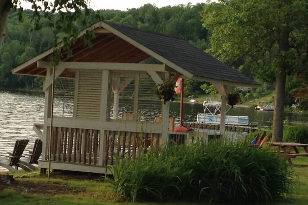 Photo of Others in Unorganized Centre Parry Sound