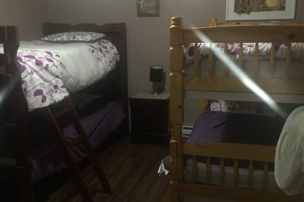 Photo of Bedroom in Unorganized Centre Parry Sound