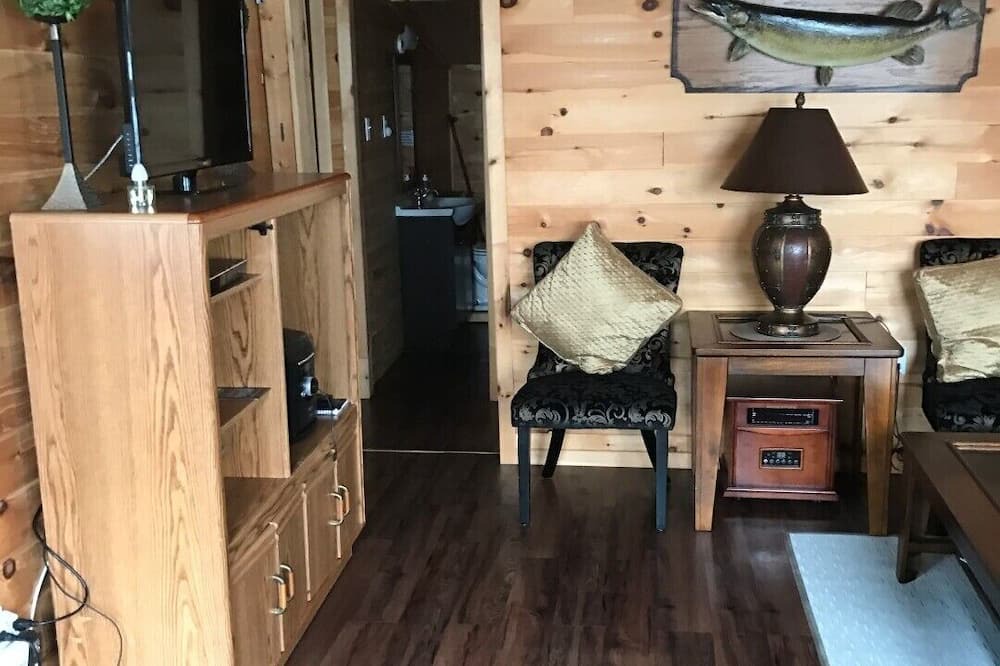 Photo of Kitchen in Unorganized Centre Parry Sound