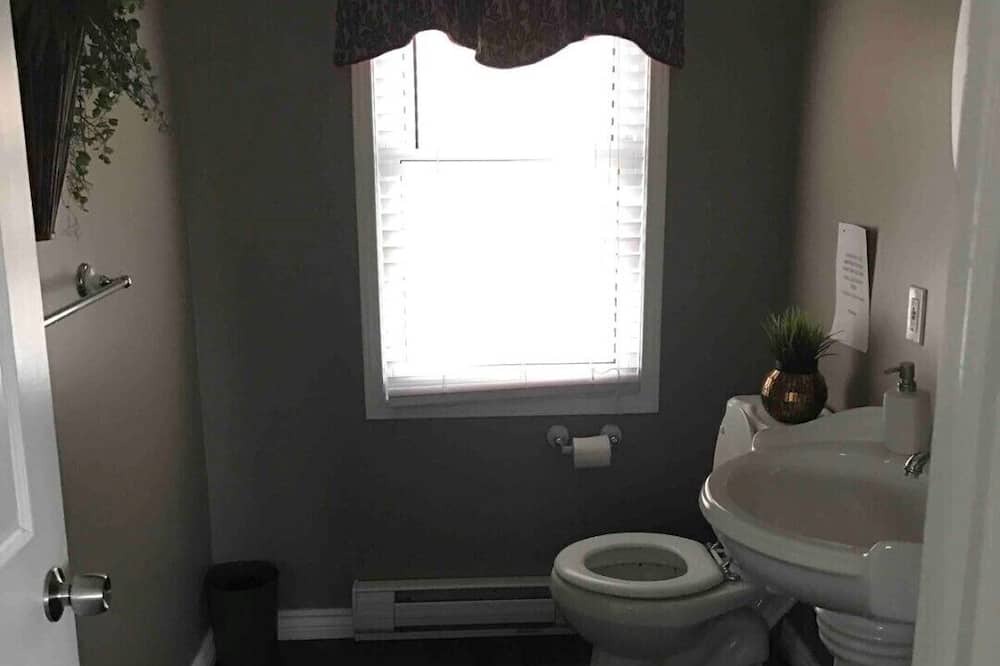 Photo of Bathroom in Restoule