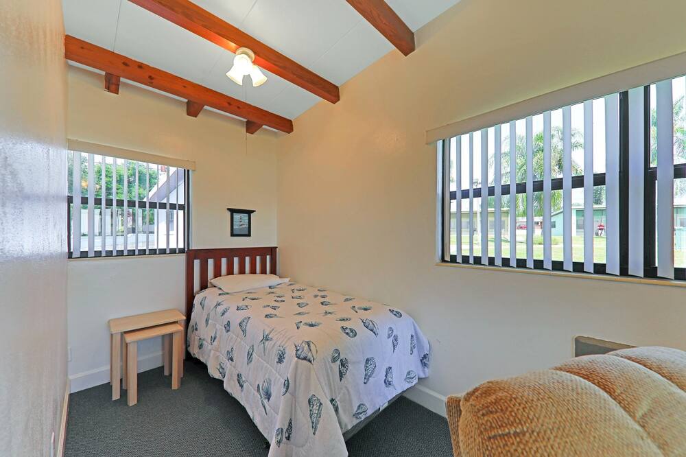 Photo of Bedroom in Sylvan Shores