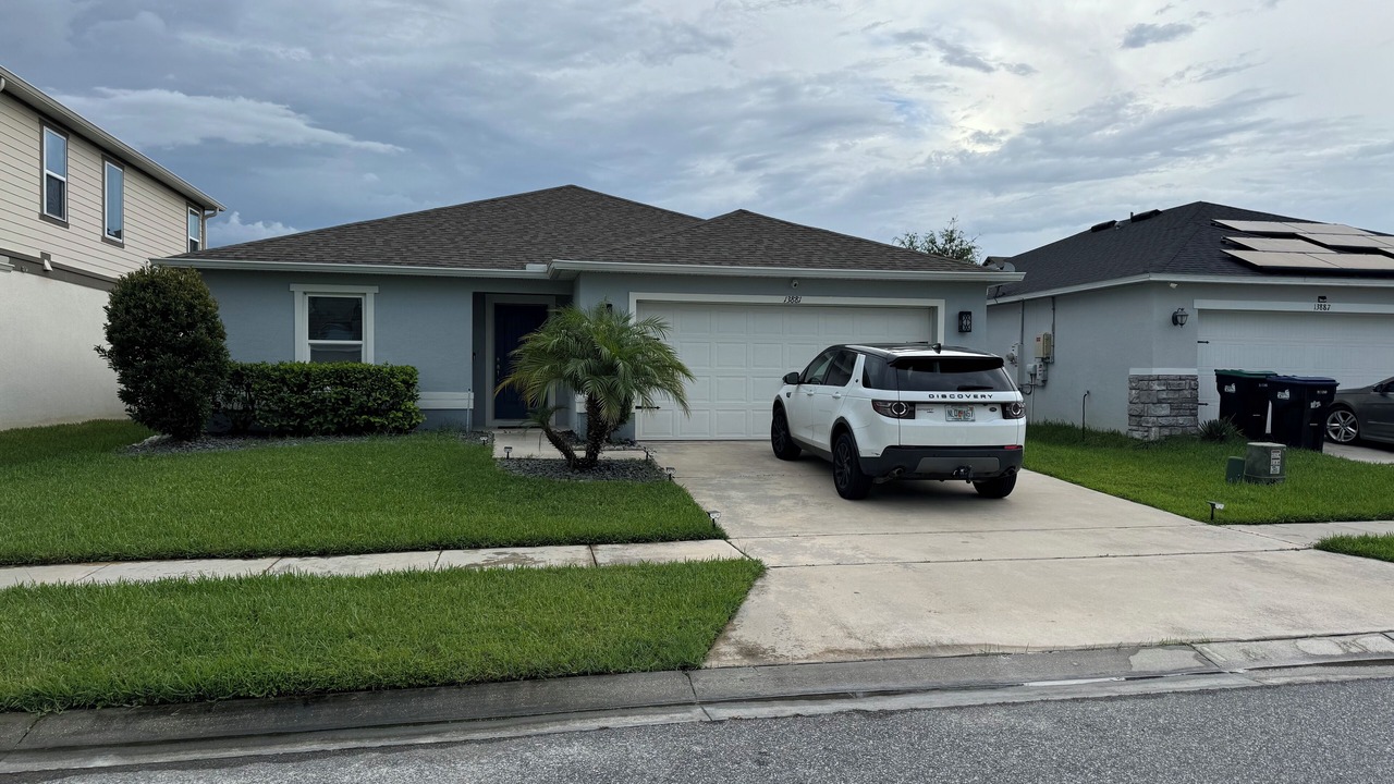 Photo of Outdoor in Meadow Woods