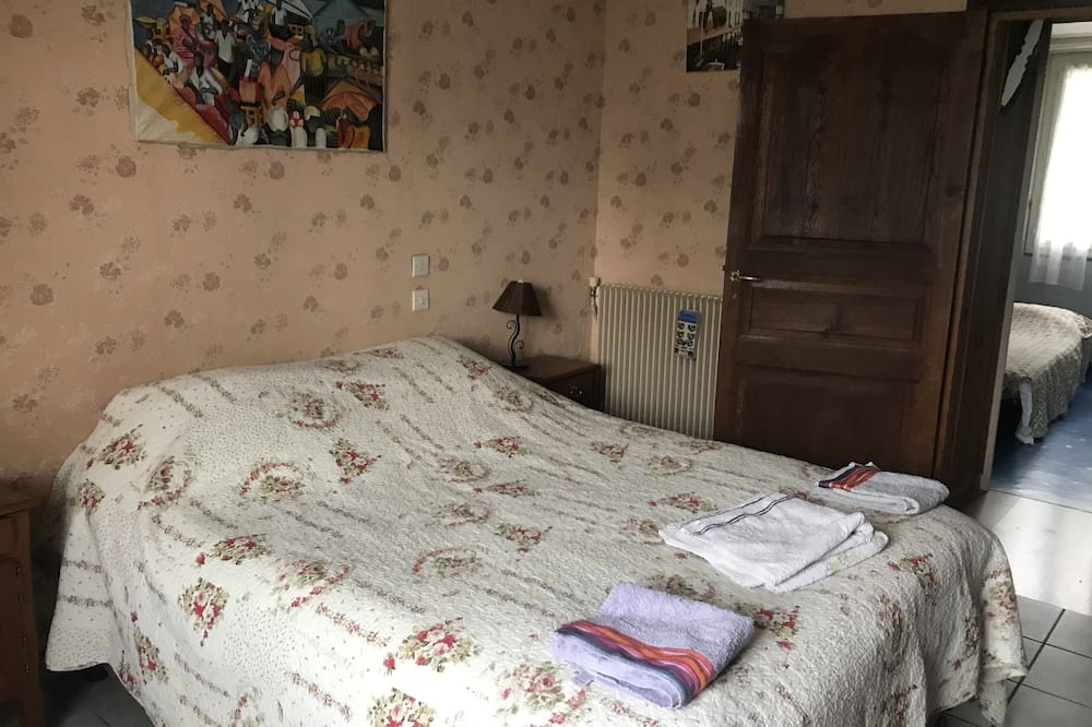 Photo of Bedroom in Champs-sur-Marne