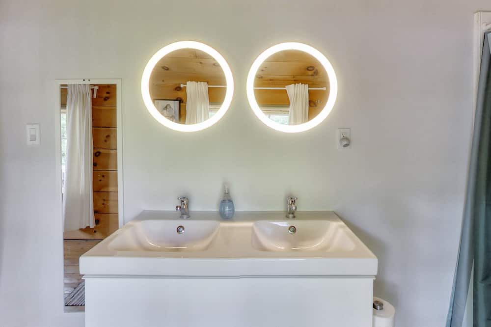 Photo of Bathroom in Quinte West