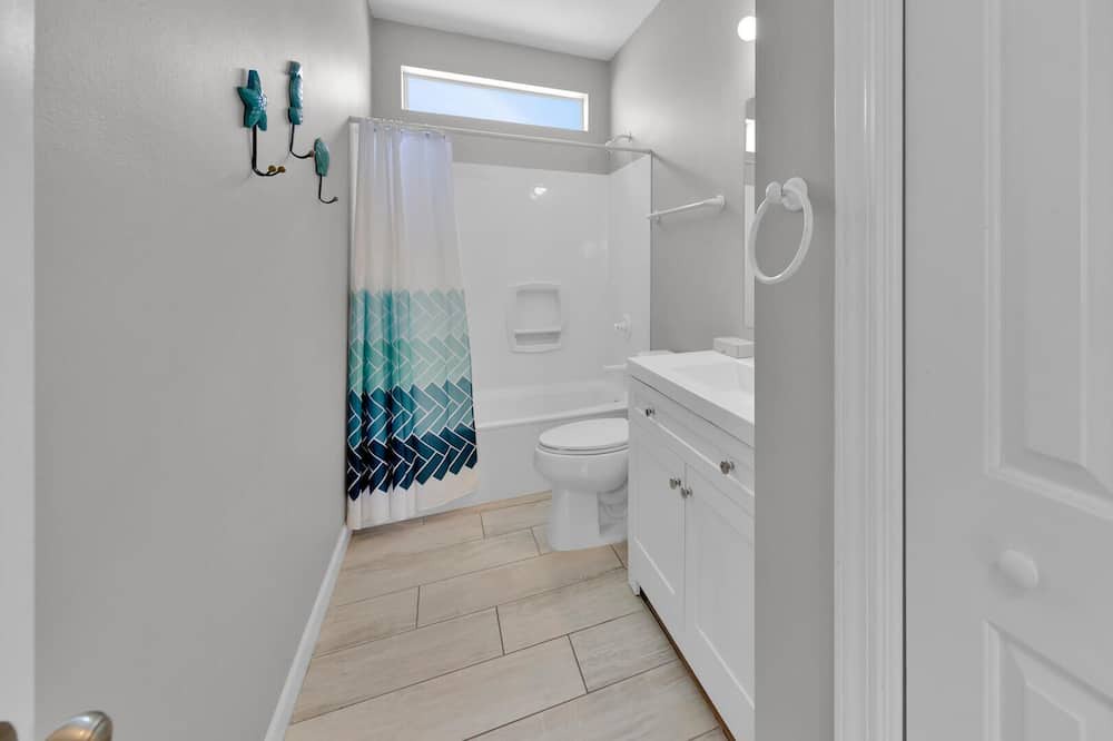 Photo of Bedroom in Miramar Beach