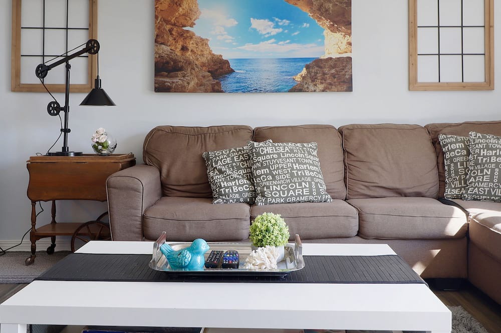 Photo of Livingroom in Prince Edward