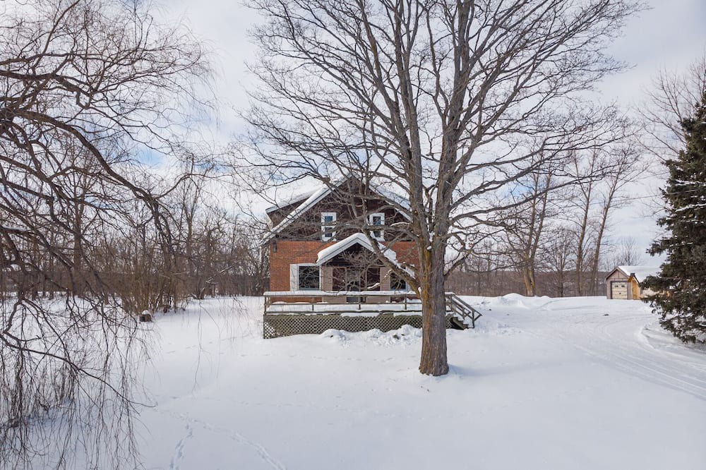 Photo of Outdoor in Grey Highlands