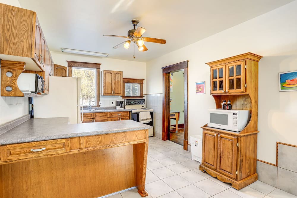 Photo of Kitchen in Grey Highlands