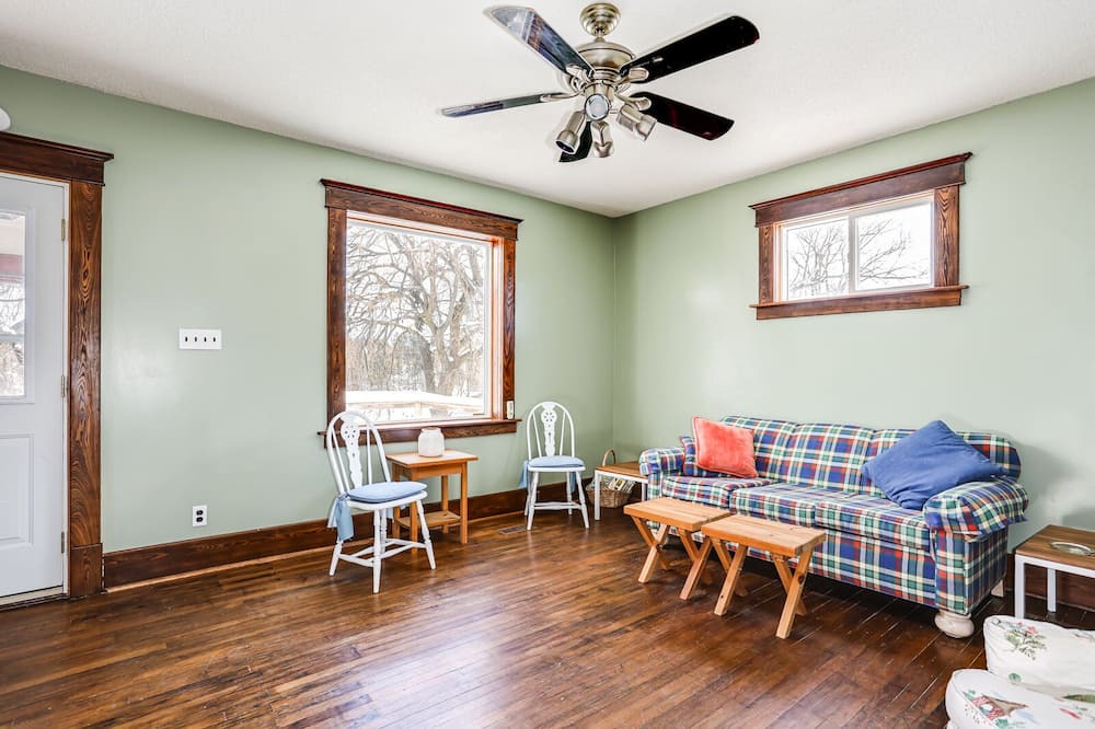 Photo of Livingroom in Grey Highlands