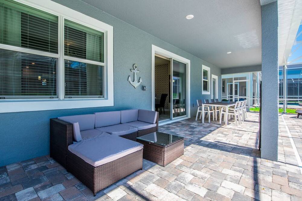 Photo of Patio Balcony in Davenport
