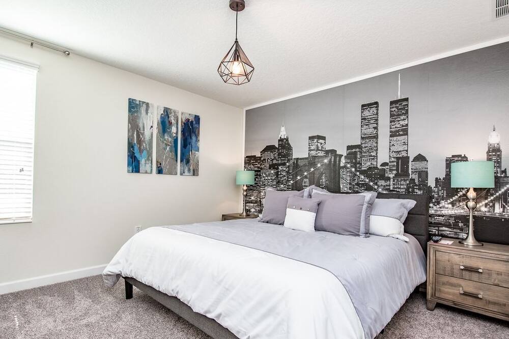 Photo of Bedroom in Davenport