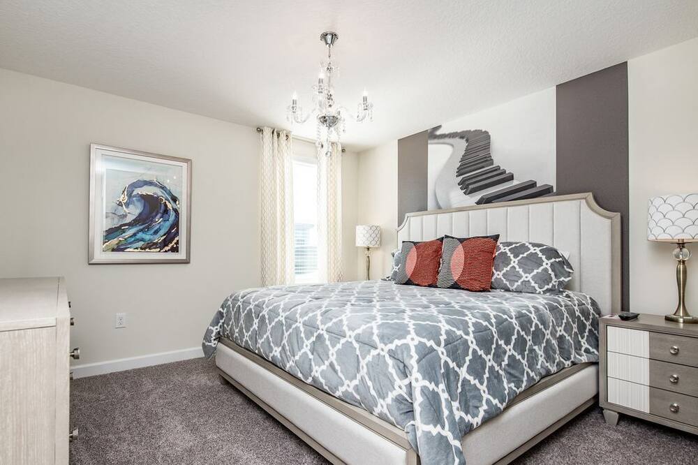 Photo of Bedroom in Davenport