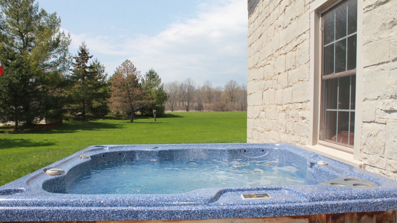Photo of Outdoor in Loyalist