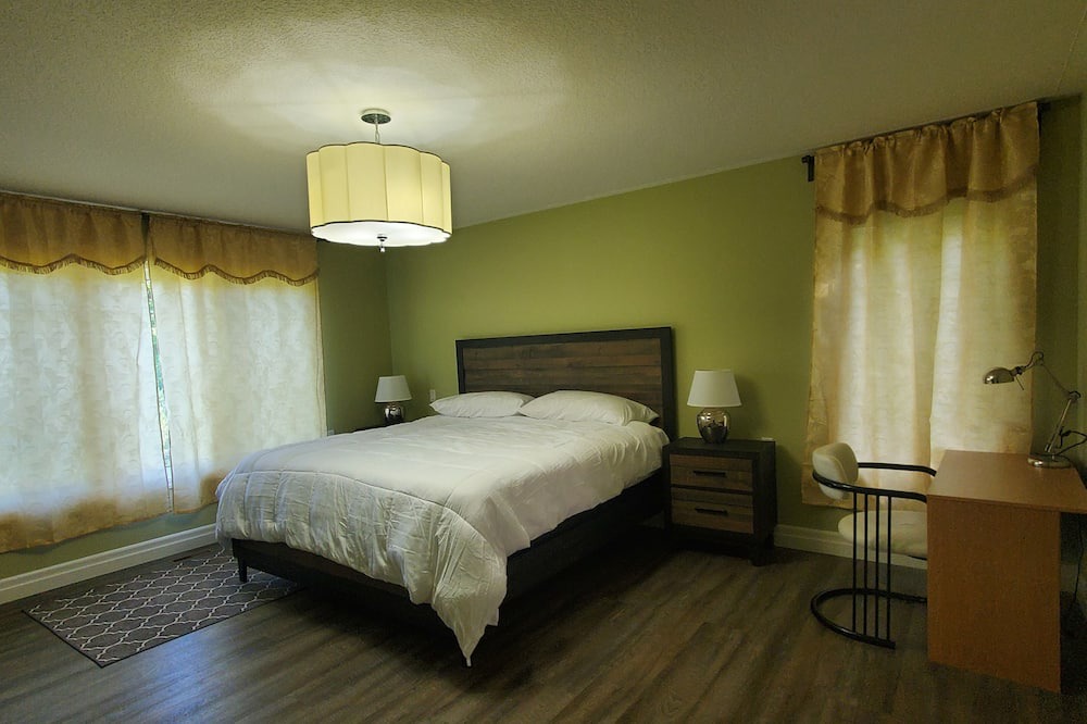 Photo of Bedroom in North Port