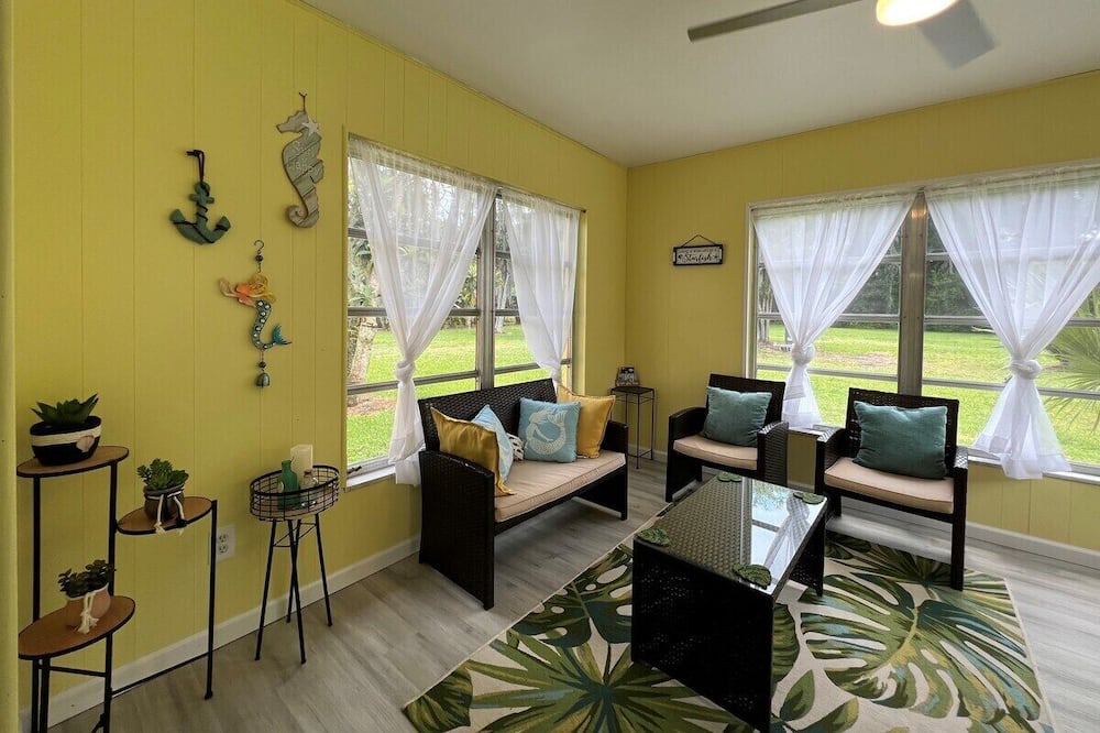 Photo of Livingroom in East County Civic Group