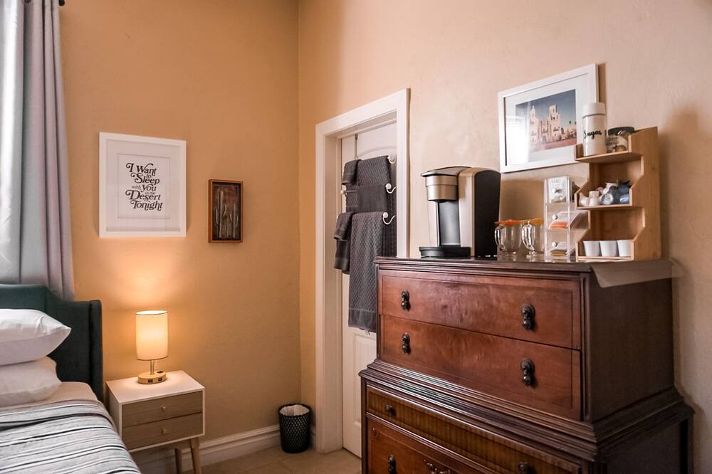 Photo of Bedroom in Iron Horse Historic District