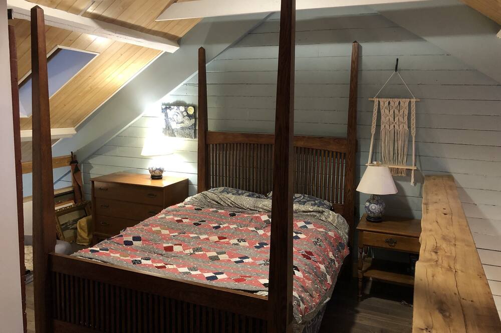 Photo of Bedroom in Paisley
