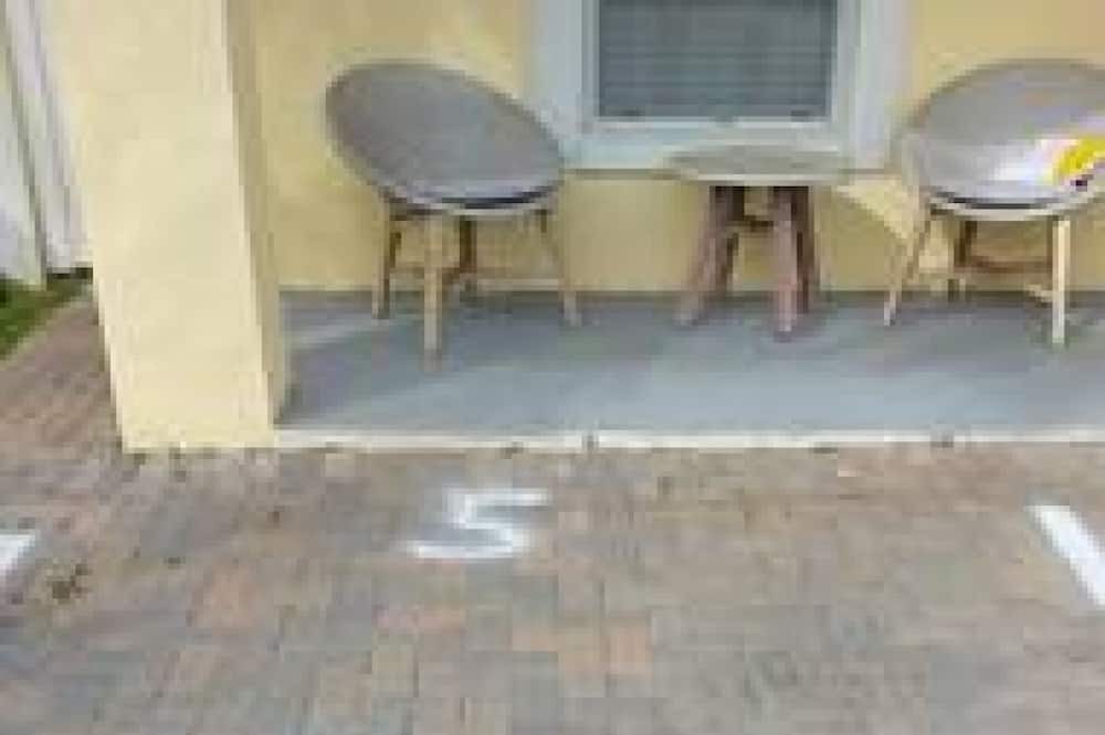 Photo of Patio Balcony in Egypt Lake-Leto