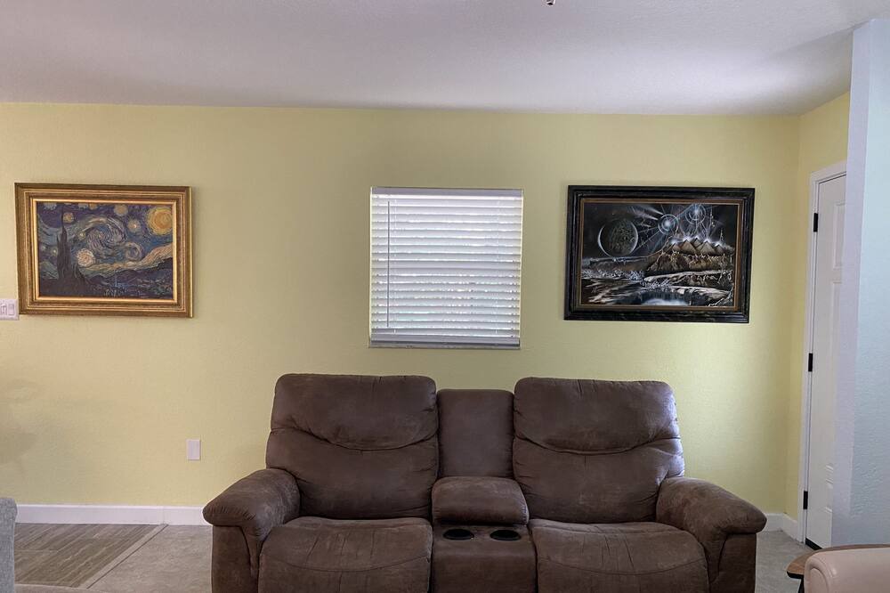 Photo of Livingroom in Orlovista