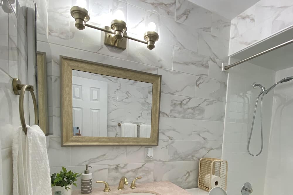 Photo of Bathroom in Orlovista