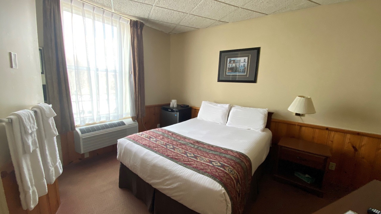 Photo of Bedroom in Goderich