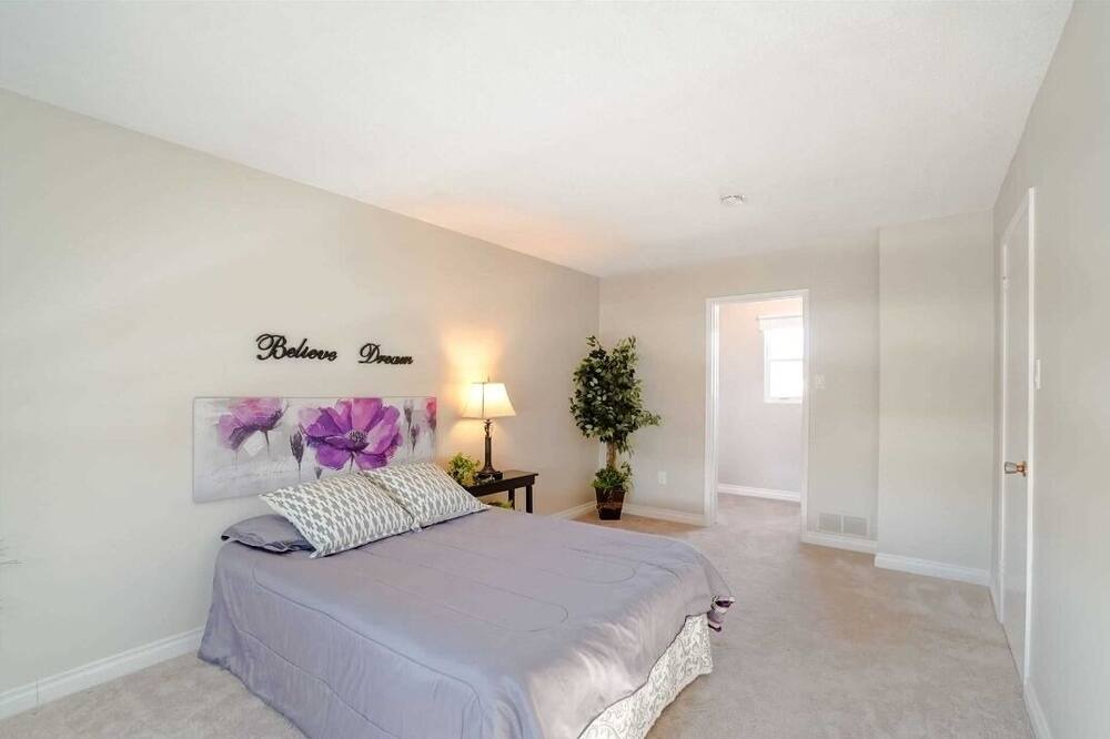 Photo of Bedroom in Brampton