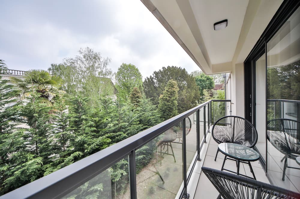 Photo of Outdoor in La Varenne Saint-Hilaire