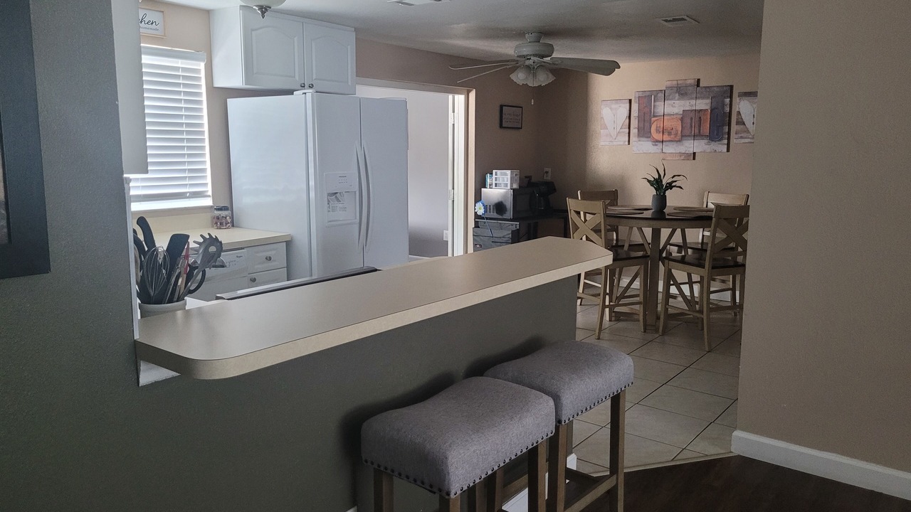 Photo of Kitchen in Town 'n' Country
