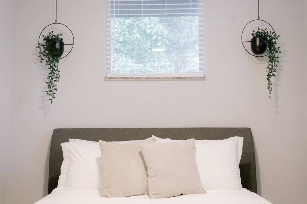 Photo of Bedroom in Conway
