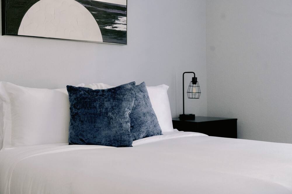 Photo of Bedroom in Conway