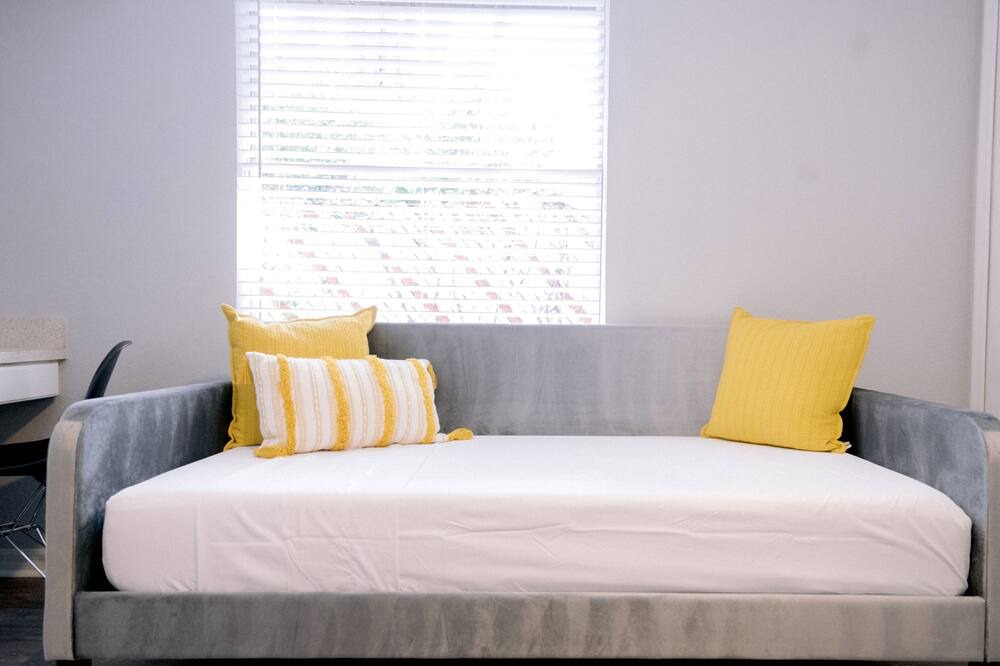 Photo of Bedroom in Conway