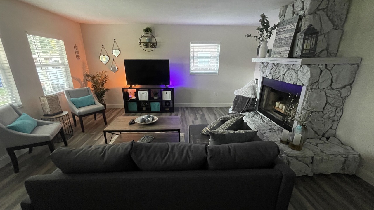 Photo of Livingroom in Plant City