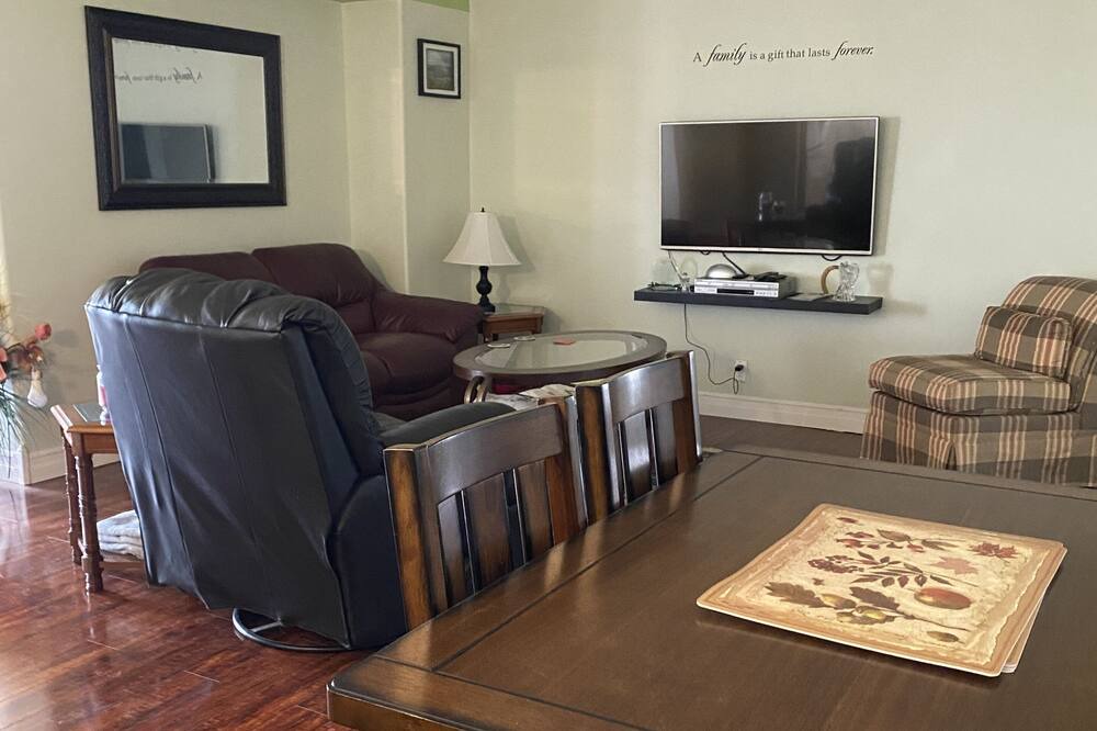 Photo of Bedroom in Innisfil