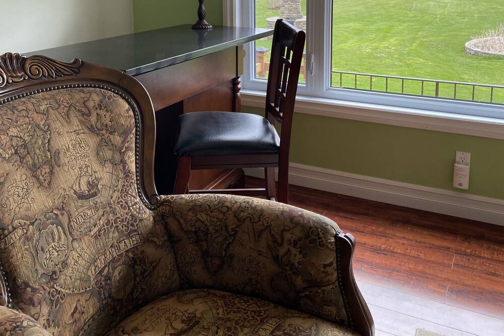 Photo of Livingroom in Innisfil