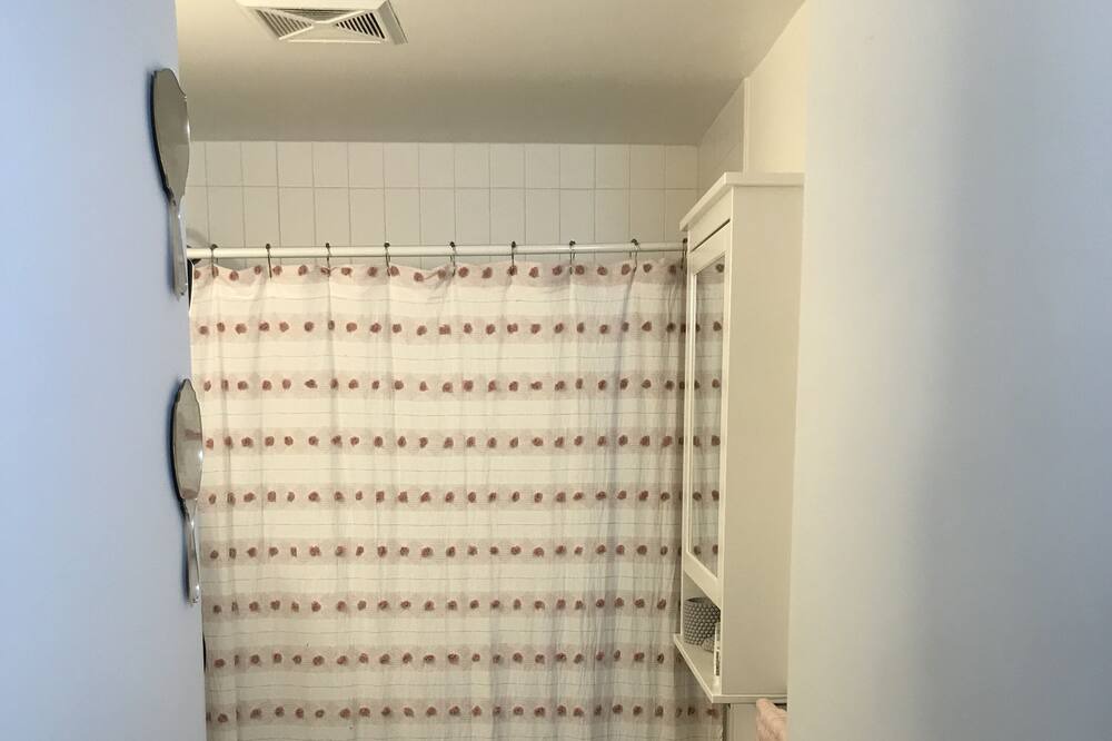 Photo of Bathroom in Humber Bay