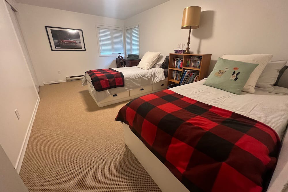 Photo of Bedroom in Georgian Bluffs