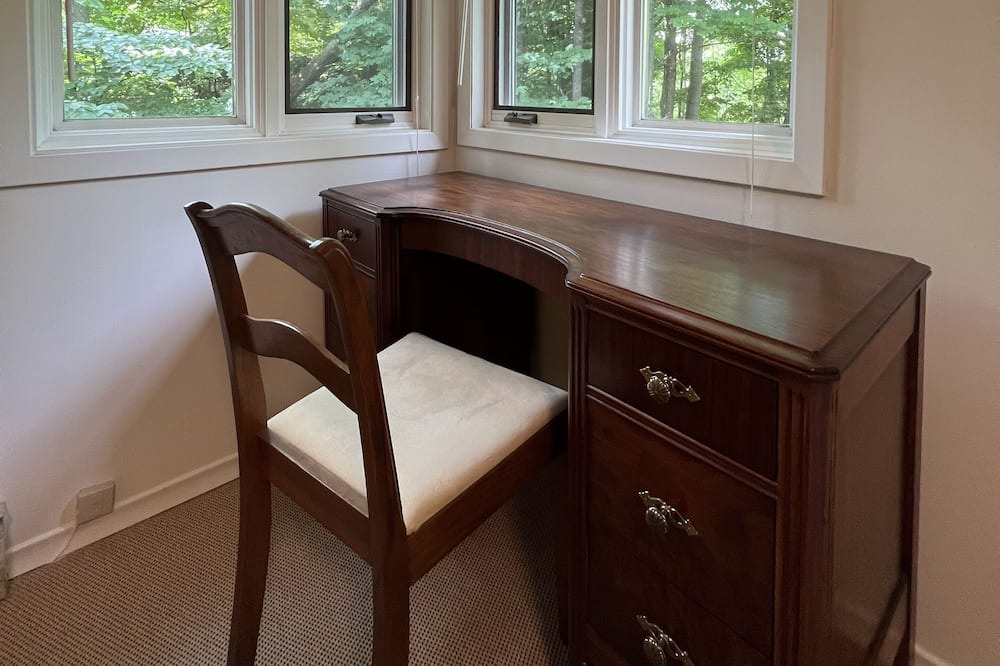 Photo of Bedroom in Georgian Bluffs
