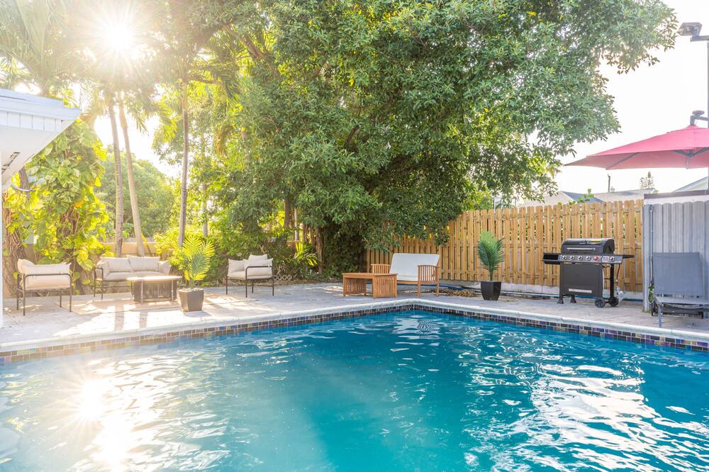 Photo of Outdoor in Coral Way