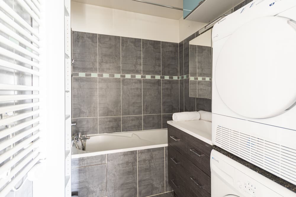 Photo of Bathroom in Billancourt–Rives de Seine