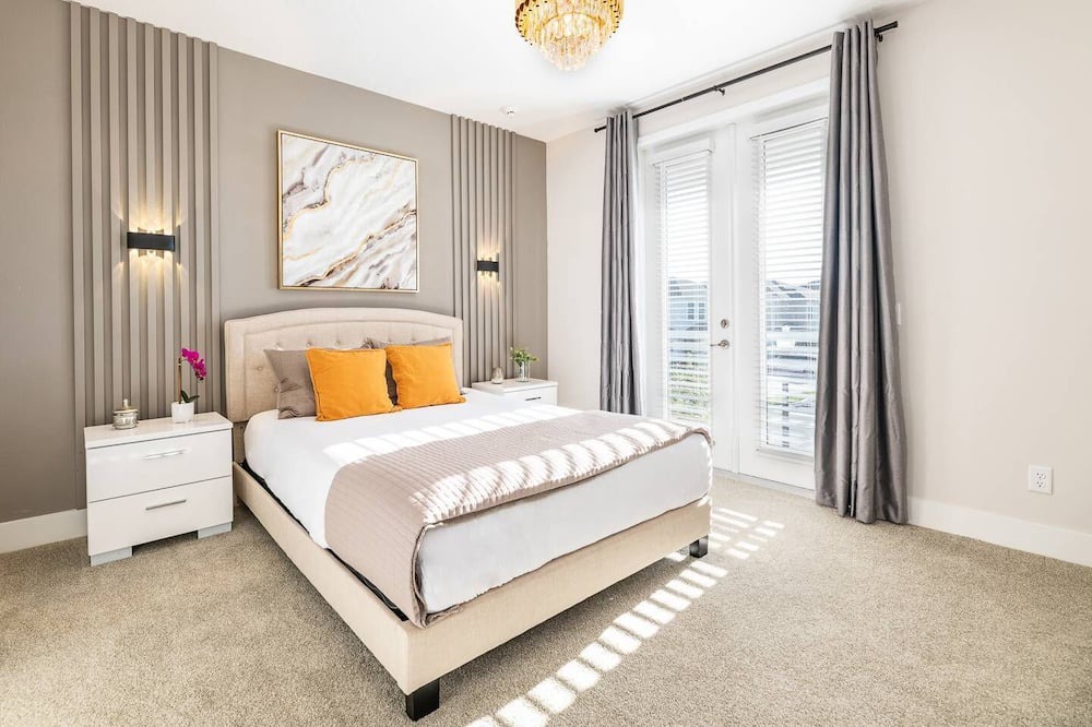 Photo of Bedroom in Bay Lake