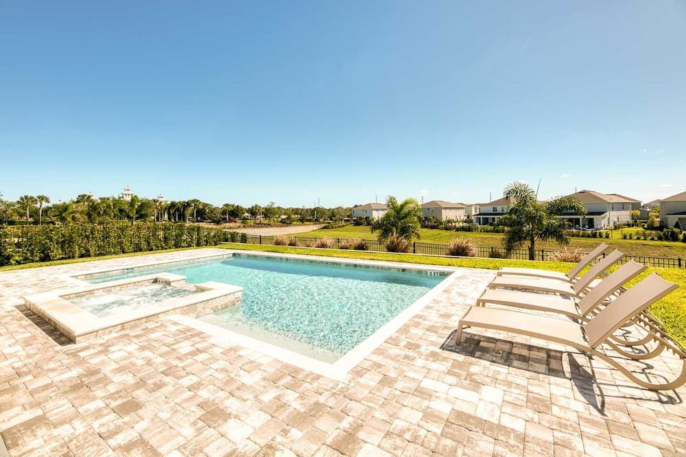 Photo of Outdoor in Bay Lake