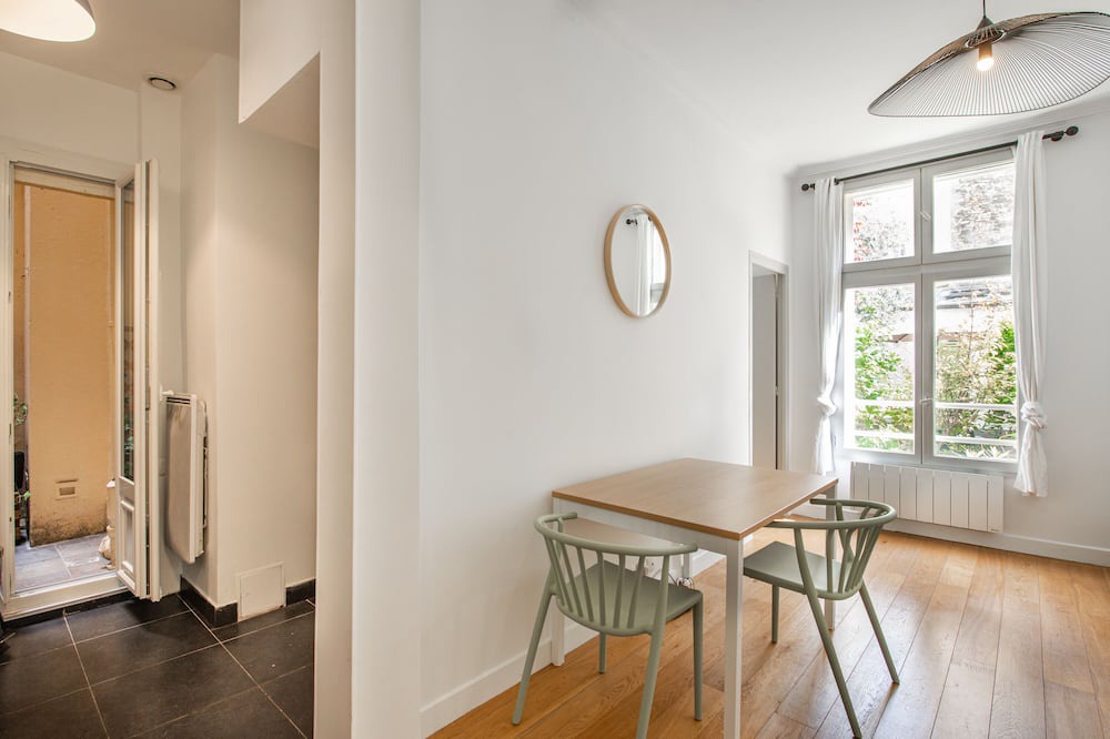 Photo of Bedroom in Levallois-Perret