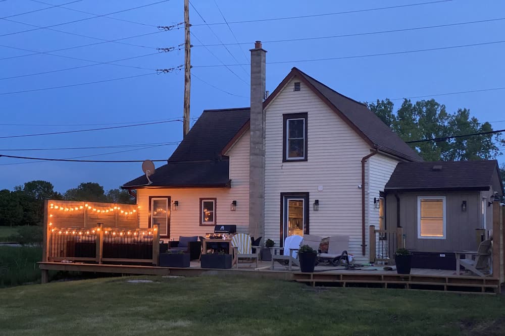 Photo of Outdoor in Bloomfield
