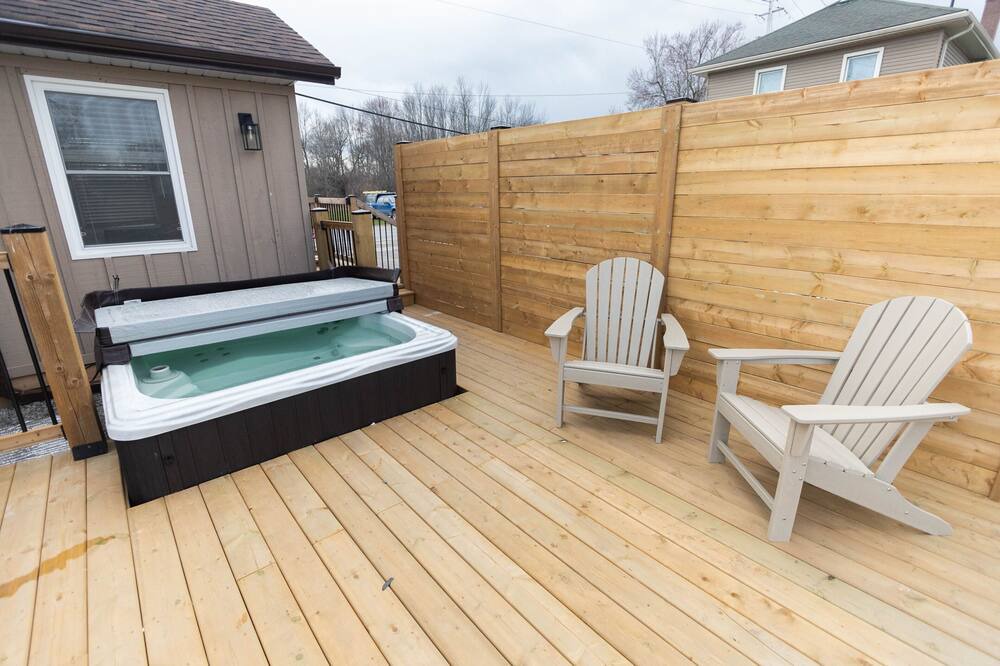 Photo of Outdoor in Bloomfield