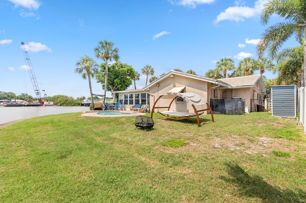 Photo of Outdoor in Shore Acres