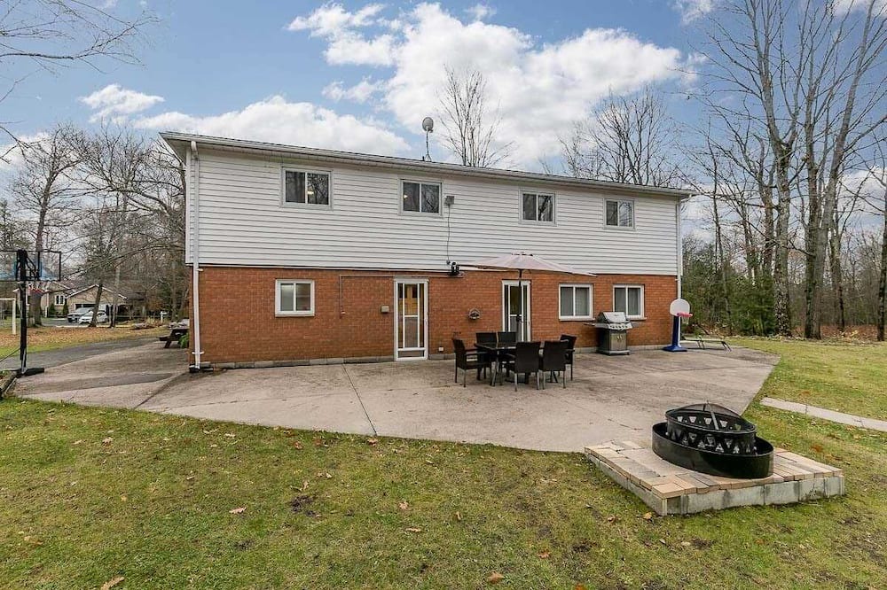 Photo of Outdoor in Tiny