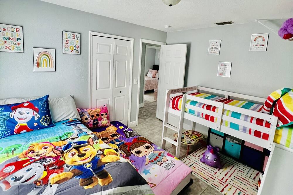 Photo of Bedroom in Poinciana